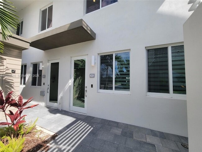 Photo - 6401 NW 103rd Pl Unit 105