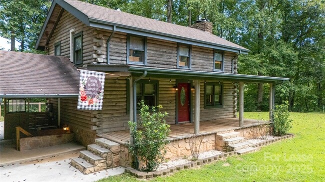 Photo - 2038 Toms Creek Rd