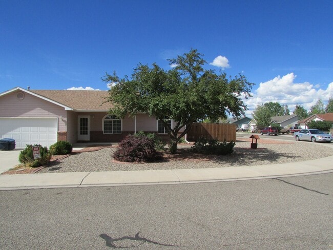 Photo - 1241 Tara Dr