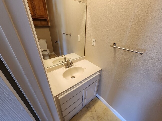 Photo - 1425 Eucalyptus Ave Unit Apartment C