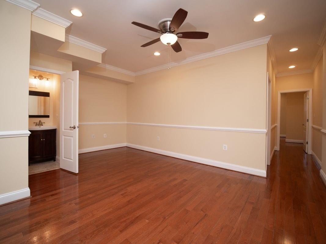 Photo - 648 Newton Pl NW Unit 2