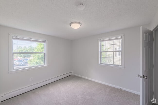 2 BR, 1 BA - Cranberry Court