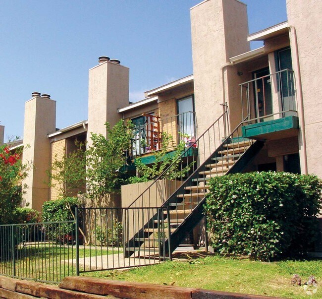 Building Photo - Chula Vista Apartments