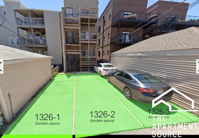 Photo - 1326 W Diversey Pkwy Unit 3