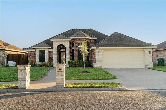 Photo - 504 E Biyaneta Ave