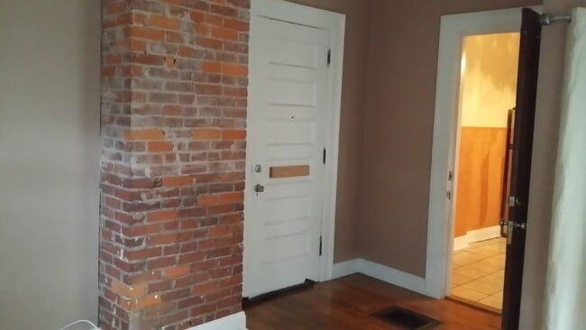 Photo - 30 Oxford St Unit 2