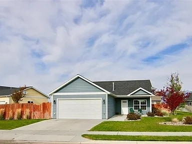 Photo - 906 Powers Blvd