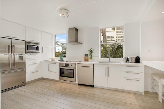 Photo - 1700 S Bayshore Ln Unidad 3A