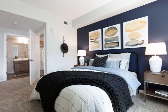 Photo - 1008 E El Camino Real Unidad ID1337703P