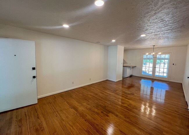 10416 Ridgeview Dr