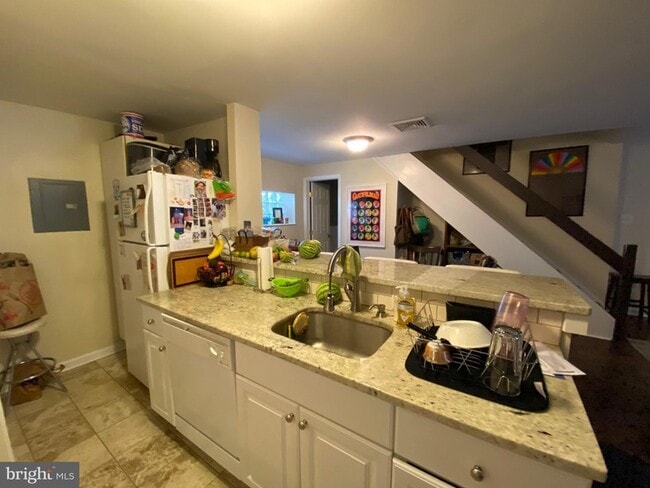Photo - 443 Fairmount Ave Unit A