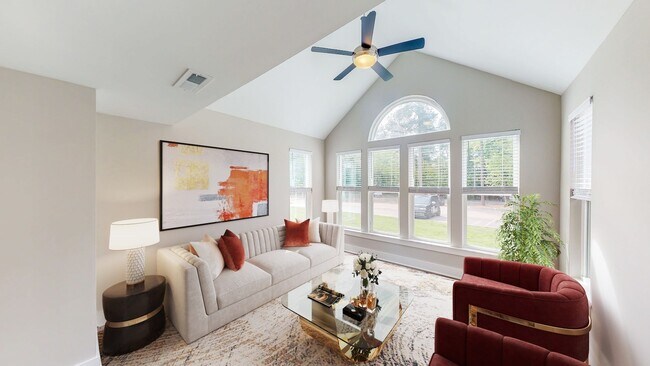 Building Photo - Regency Place Rental