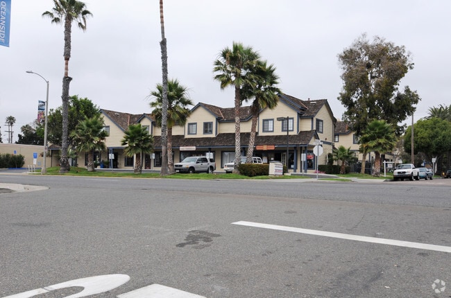 Photo - 502-508 Sportfisher Dr