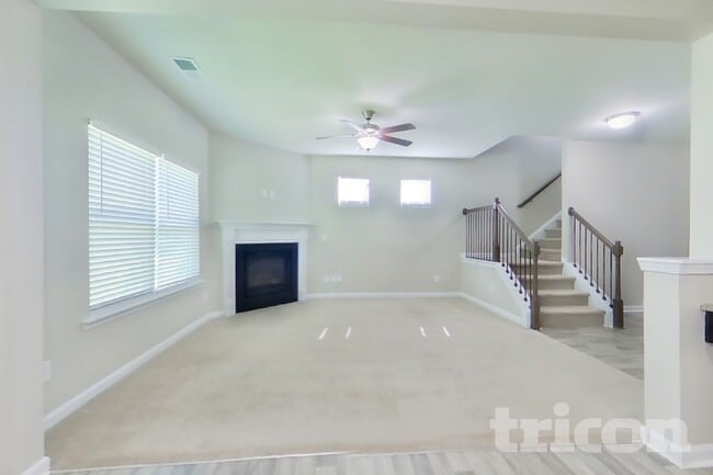Photo - 228 Arbor Dr