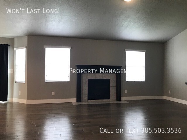 Photo - 2273 W Espadrille Cir