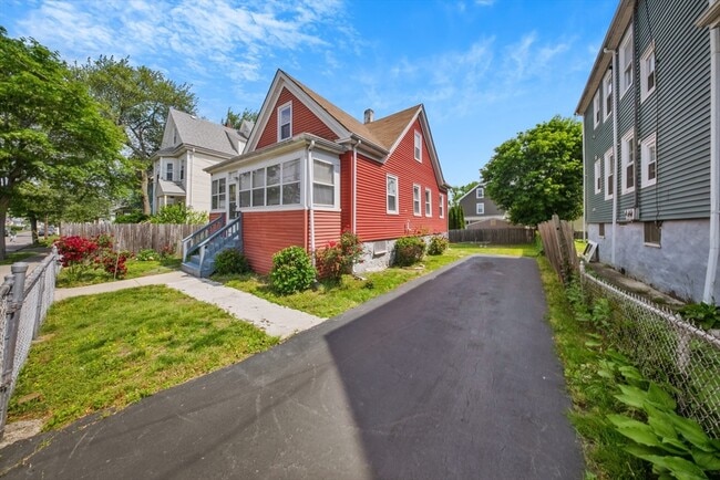 Photo - 198 Fayette St Casa