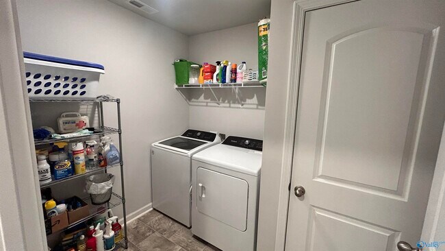 Photo - 174 Meadow Ridge Dr