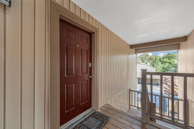 Photo - 700 Ridgeside Dr Unidad L