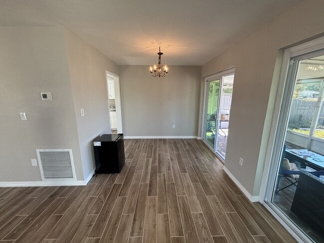 Photo - 4143 Conway Blvd