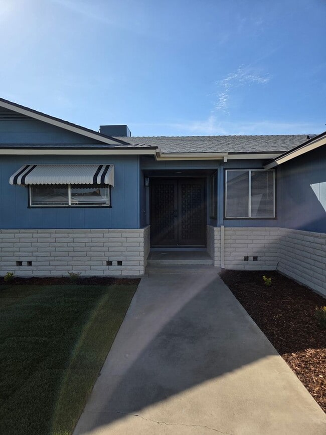 Photo - Four bedroom w/ pool