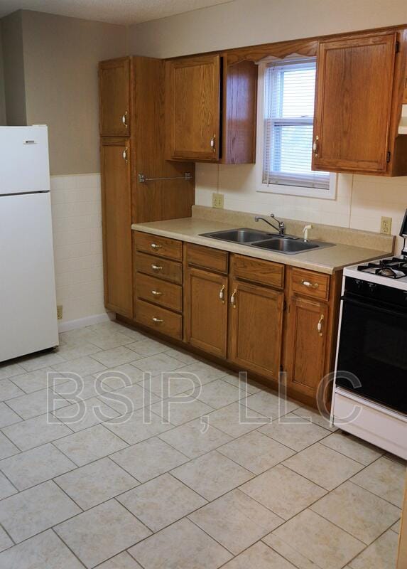 Photo - 1141 NE Chester Ave