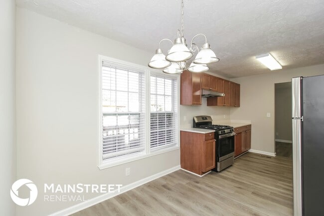 Photo - 3638 Barrow Pl SW