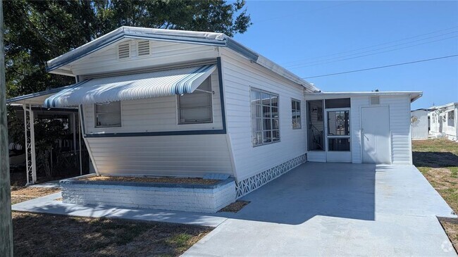 Building Photo - 3114 10th St W Rental