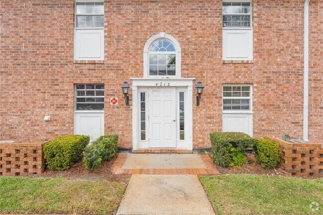 Building Photo - 4212 Lake Underhill Rd Unit 5 Rental