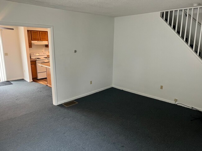 Photo - 223 N Webster St