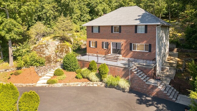 Photo - 12 Parkway Dr