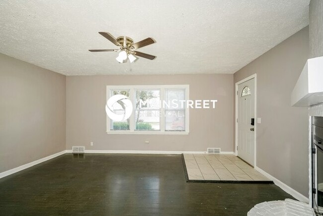 3 Bedroom Pet-Friendly Home in PLAINFIELD, IN with Main Street Renewal
