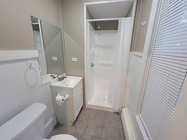 Photo - 84 N Main St Unit 2