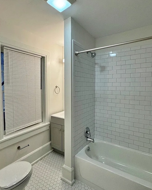 Photo - 361 W Market St