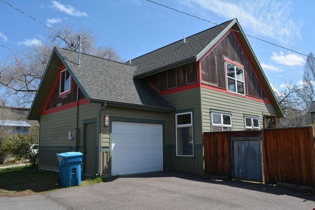 Photo - 3 Bed 2 Bath Beautiful Craftsman Home in Missoula $2,900/month