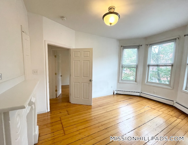 52 Delle Ave Unit 2