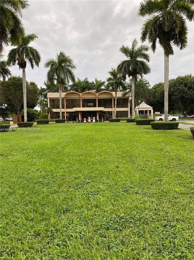 Photo - 9300 Fontainebleau Blvd Unit E507