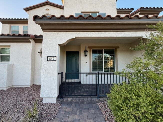 Photo - 3 BED 2.5 BATH 2 CAR GARAGE TOWNHOUSE FOR RENT LOCATED IN CADENCE MASTER COMMUNITY