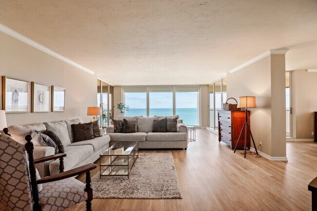 Photo - 4051 Gulf Shore Blvd N