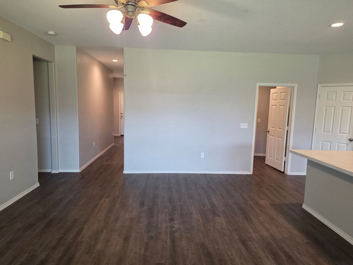 Photo - 20714 Southern Wds Blvd