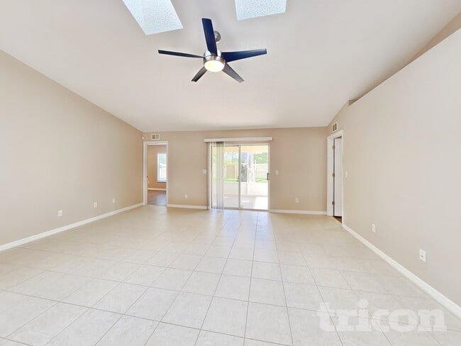 Photo - 95 Putter Dr