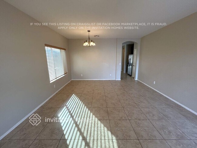 Photo - 11737 W Madison St