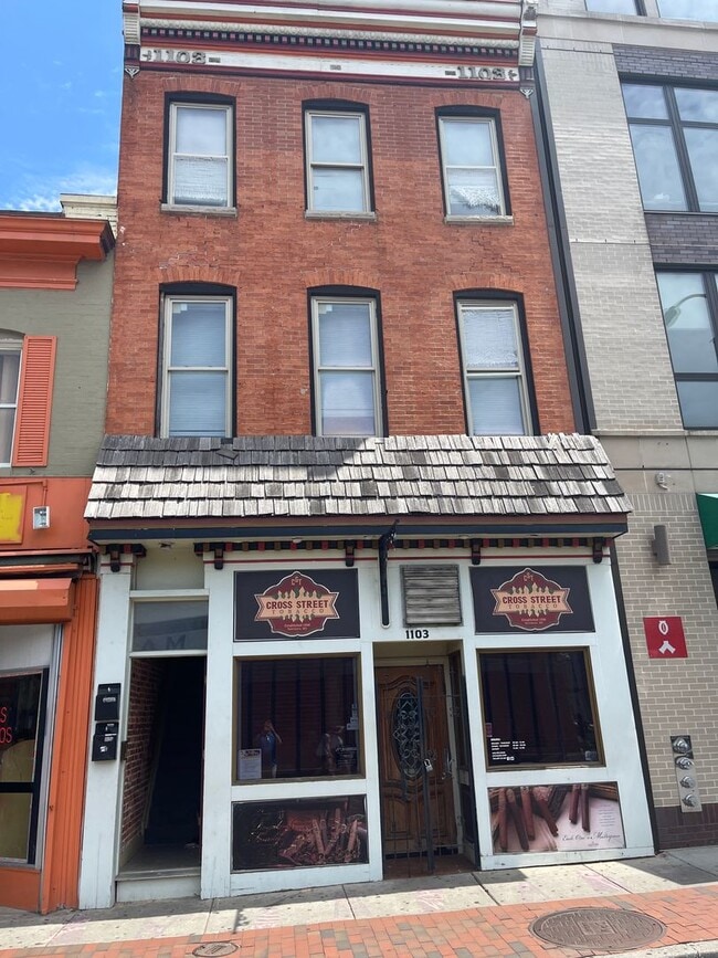 Building Photo - 1103 Light St Unit 1103 Light Street - Apt A
