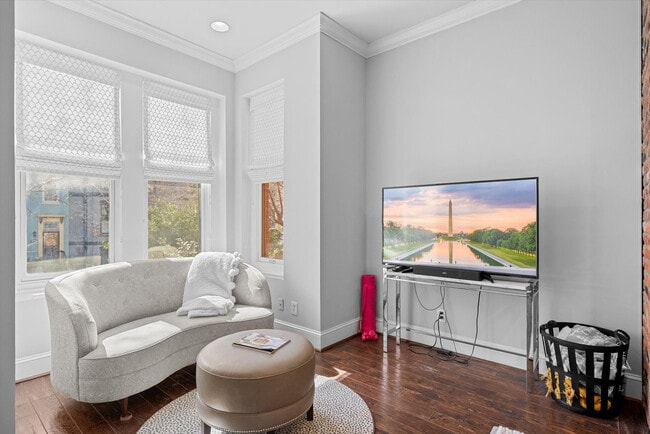 1514 Corcoran St NW Unit SI ID1587674P