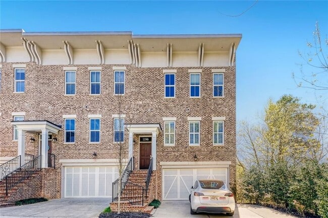 Photo - 1196 John Collier Rd NW