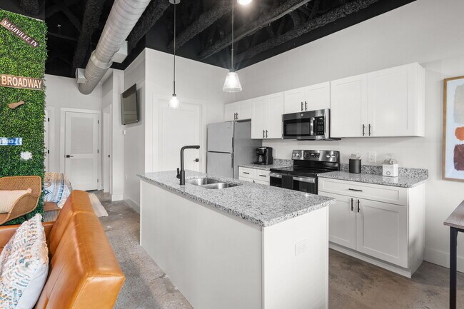 Photo - 295 Plus Park Blvd Unidad 111