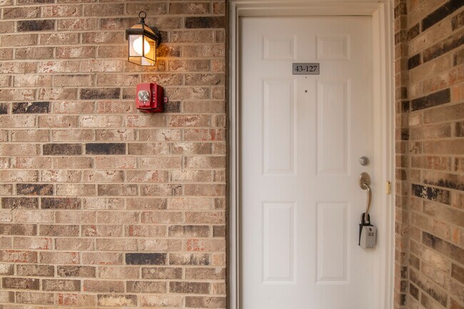 Photo - 43 Foxcroft Rd