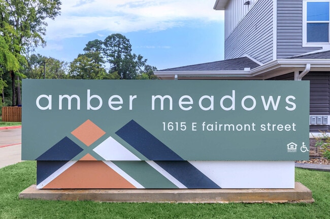 Amber Meadows