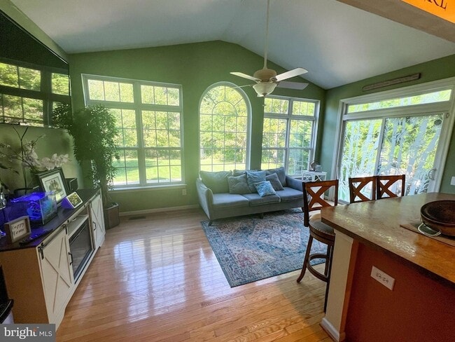 Photo - 144 Edgar Rd