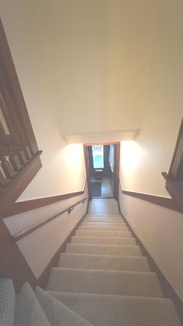 Photo - 4511 N Greenview Ave