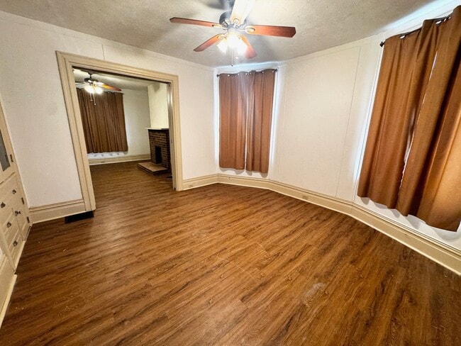 Photo - Welcome Home to 1101 Fredonia!